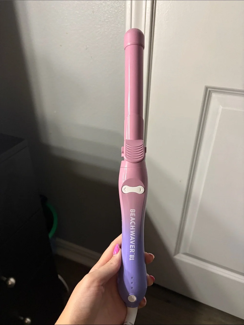 Like New! Automatic Rotating Beachwaver.